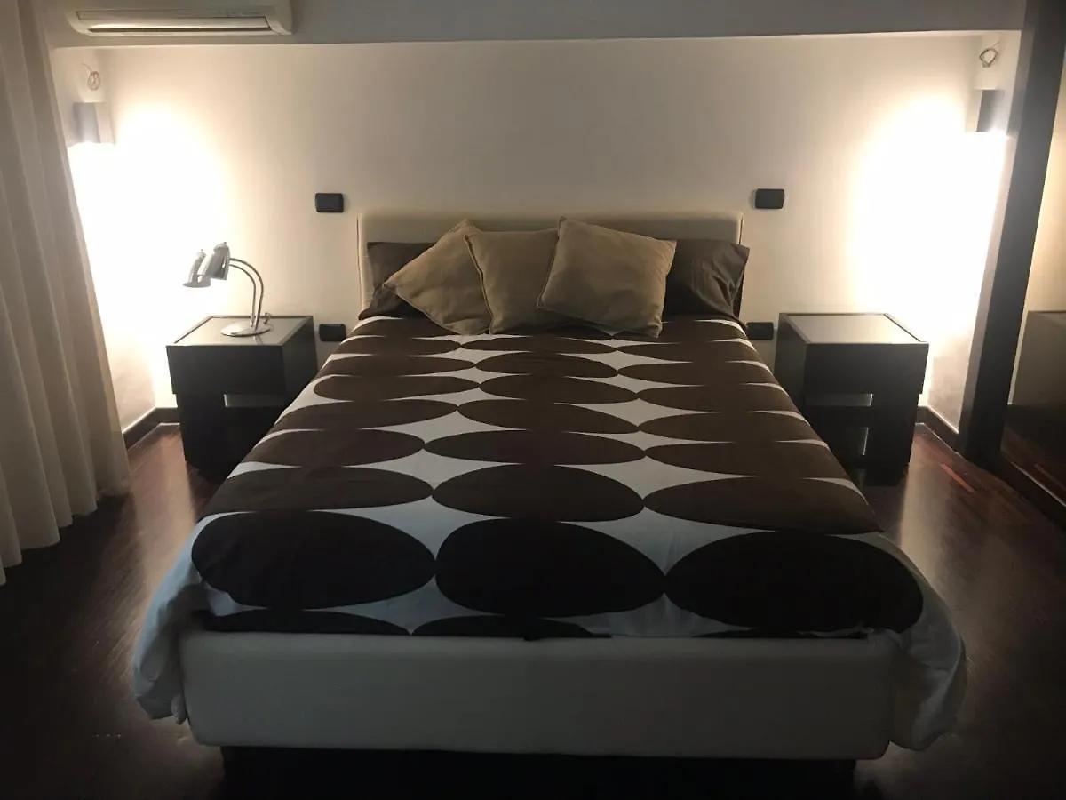 Apartment Top House Murat Con Idromassaggio Bari Italy