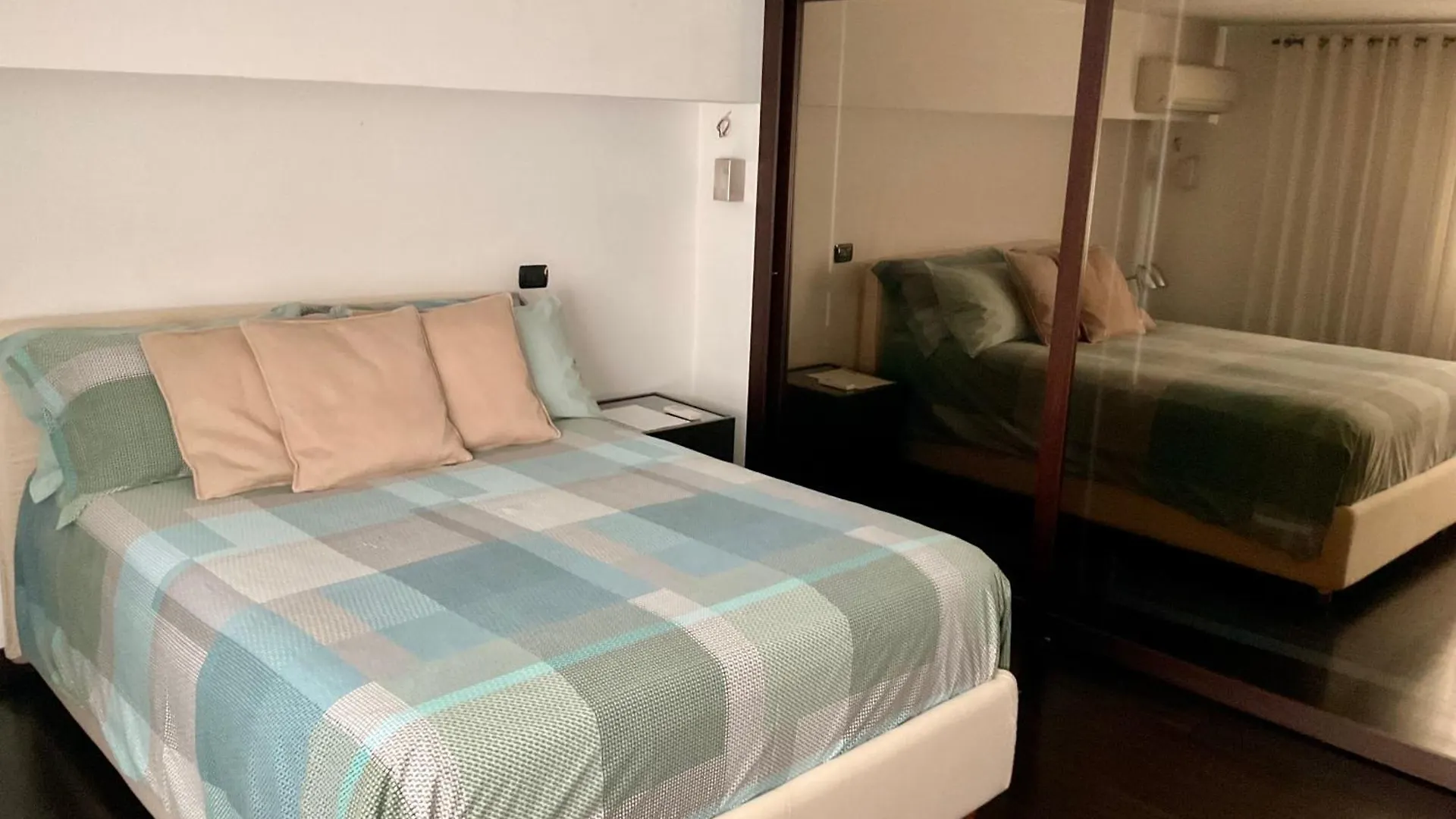 Apartment Top House Murat Con Idromassaggio Bari