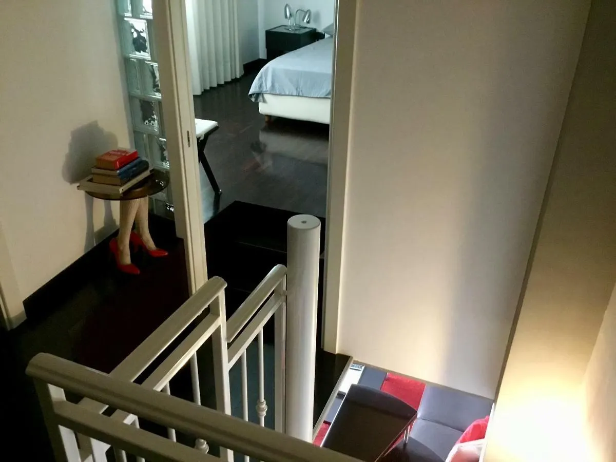 Top House Murat Con Idromassaggio Bari 0*,